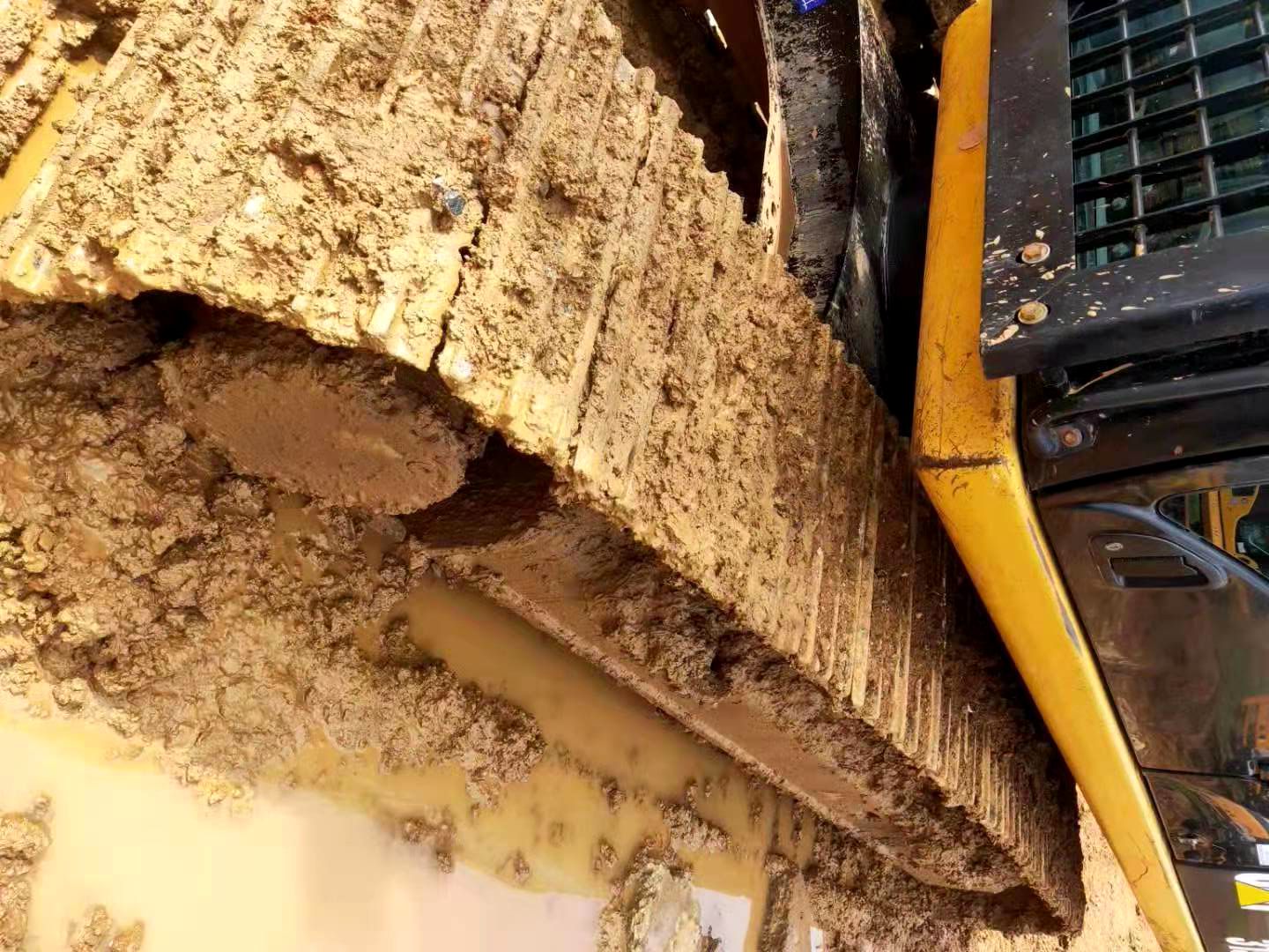 ' width=