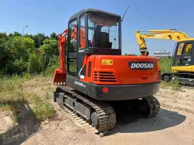 Doosan DX55